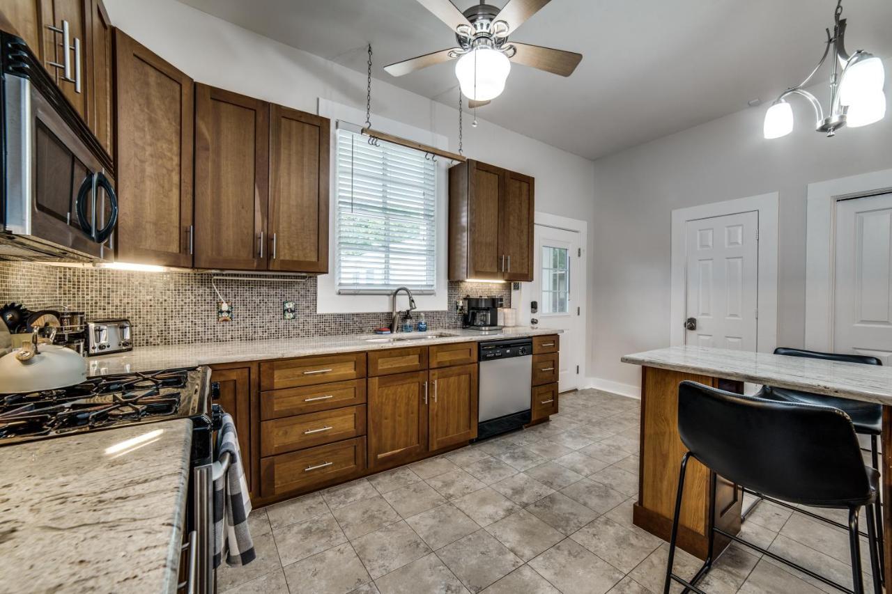 Downtown Historic 2Bdrm, Walk To Riverwalk, Alamo; Beautifully Renovated! San Antonio Extérieur photo